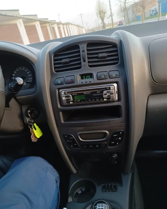 Hyundai Santa Fe cena 11500 przebieg: 220000, rok produkcji 2004 z Świdnica małe 56